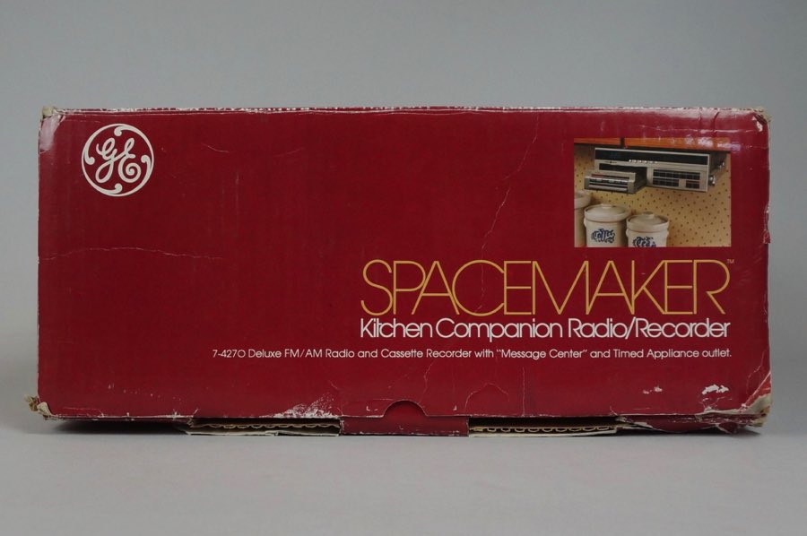 Kitchen Companion Radio/Recorder - General Electric 3