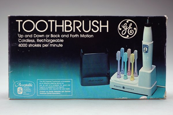General Electric Toothbrush TB 9